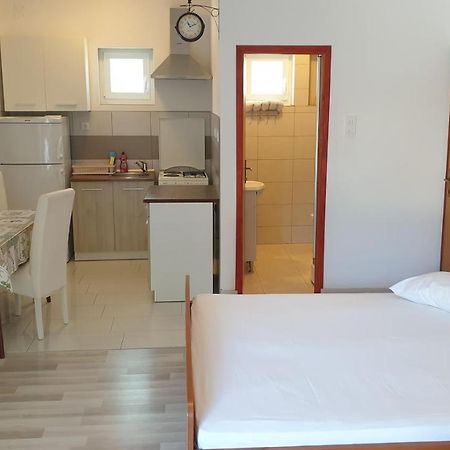 Apartments Milka Pag พาก ภายนอก รูปภาพ